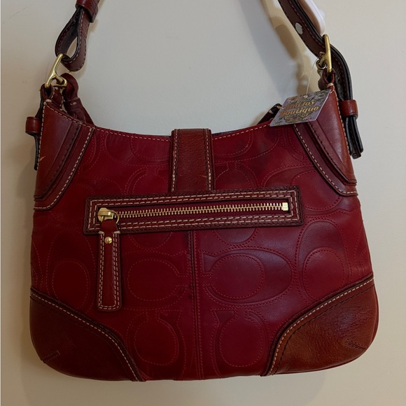 Rare Coach Burgundy Leather Shoulder Bag with Tassel - Picture 3 of 11